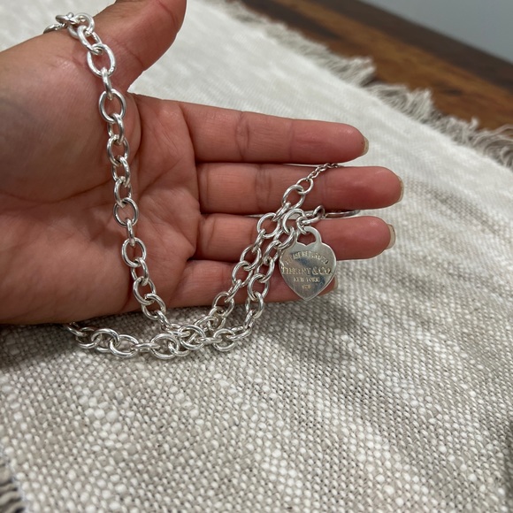 Heart Tag Toggle Necklace - Picture 7 of 14